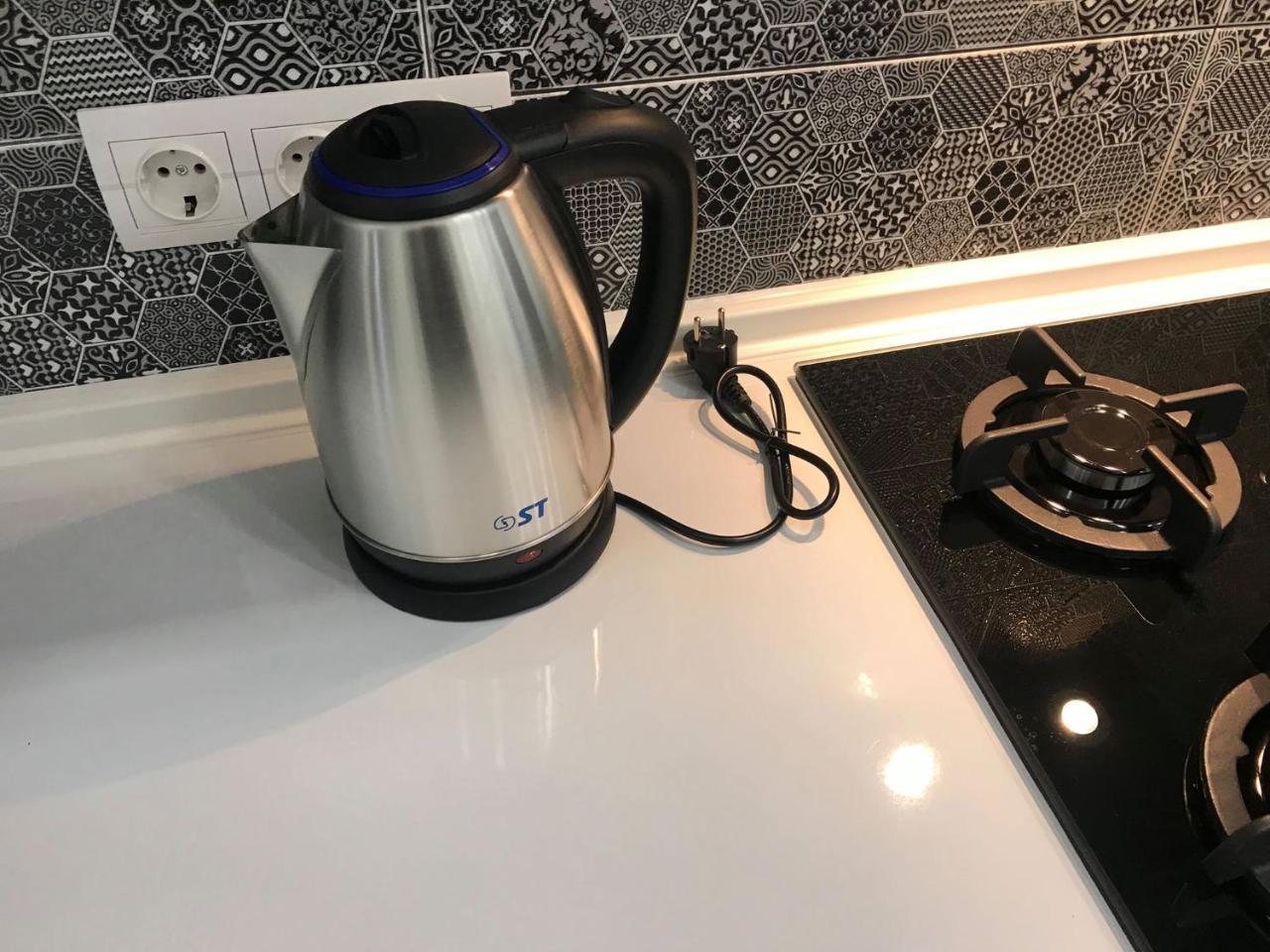Modern Apartment 利沃夫 外观 照片